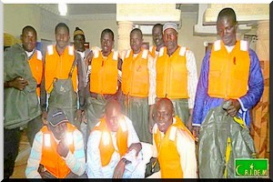 Chaque année, environ 40 pêcheurs perdent la vie en mer, faute de gilet de sauvetage. 