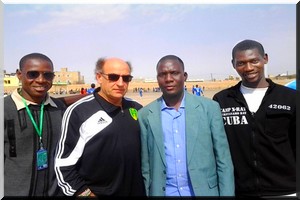 Patrick Neveu visite les étalons du foot mauritanien - [PhotoReportage]