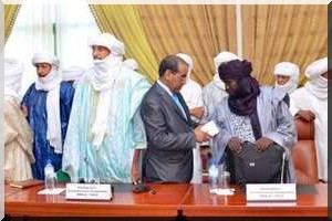 Mali: les négociations progressent, malgré la méfiance 