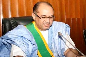 Le gouvernement étudie sérieusement les possibilités de reporter le référed’ndum et les moyens d’entraver les commissions d’enquete parlementaires