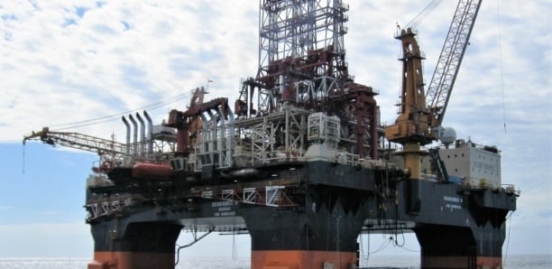 Pétrole : bientôt la commercialisation des premiers barils 