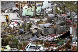 Typhon aux Philippines: plus de 10.000 personnes sans doute mortes dans une province 
