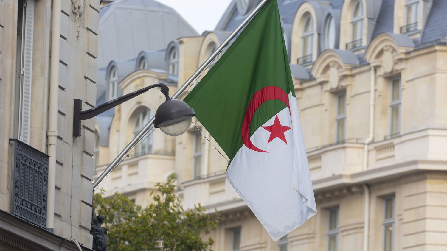 Fin à la crise des visas : l’Algérie et la France reprennent une relation consulaire « normale »