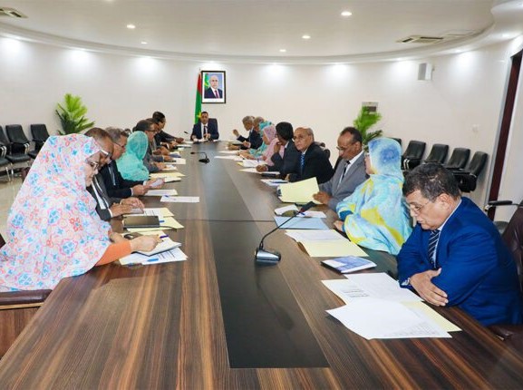 Le Premier ministre préside une réunion du comité ministériel chargé de l’opération Ramadan