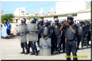 Urgent : la police bloque la marche des rapatriés / Conférence de presse