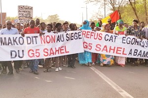 Mali: protestation à Bamako devant le nouveau QG de la force du G5 Sahel 