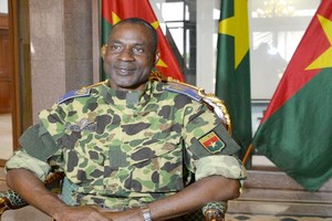 Putsch raté au Burkina: le rôle des militaires étrangers examiné