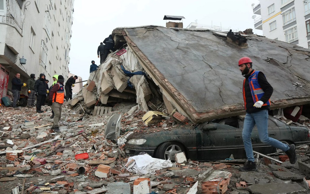 Près de 2 300 morts en Turquie et en Syrie après deux violents séismes : la Mauritanie exprime son soutien 