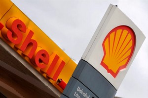 Pollution pétrolière au Nigeria: Shell accepte de payer 95 millions d'euros aux communautés