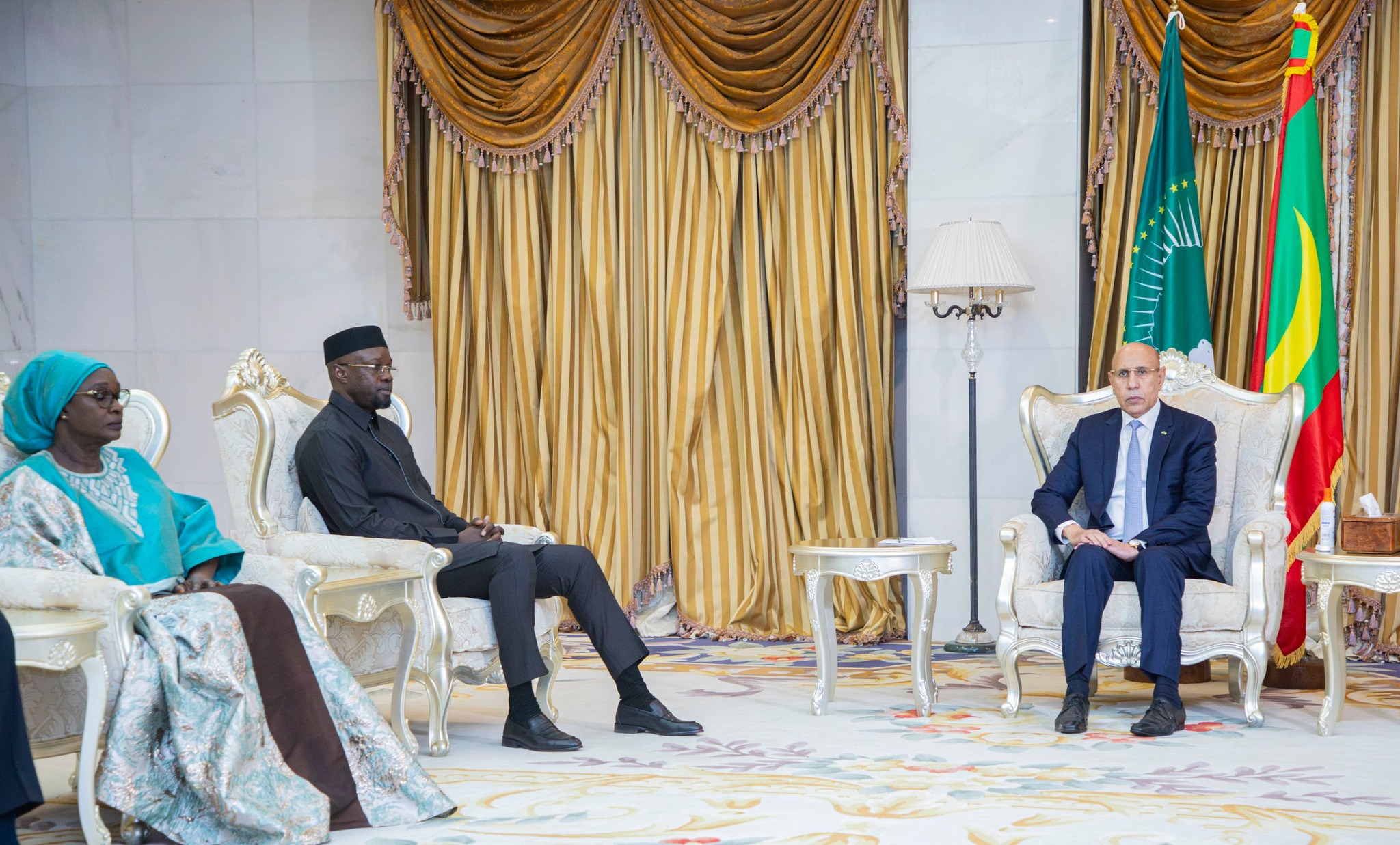 Le président de la République, président de l’Union africaine, reçoit le Premier ministre sénégalais