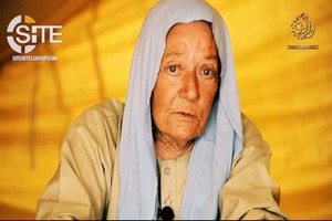 Le périple rocambolesque de l'ancienne otage Sophie Pétronin pour revenir au Mali | BFMTV