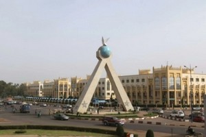 À la Une: tensions persistantes entre Paris et Bamako