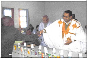 Tiris Zemmour : L’APE honore ses partenaires et ses membres les plus actifs.  