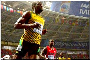 Un guépard aligné au 100 m contre Usain Bolt - [Video]