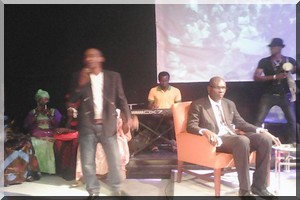 Mauritanie: L’émission XELTU de la TV El Wataniya présentée par le fulgurant Babacar Nam a célébré l’anniversaire de la saison 2 et le centième numéro