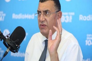 Tunisie : Yadh Elloumi va s'exiler en Mauritanie et former un gouvernement en exil
